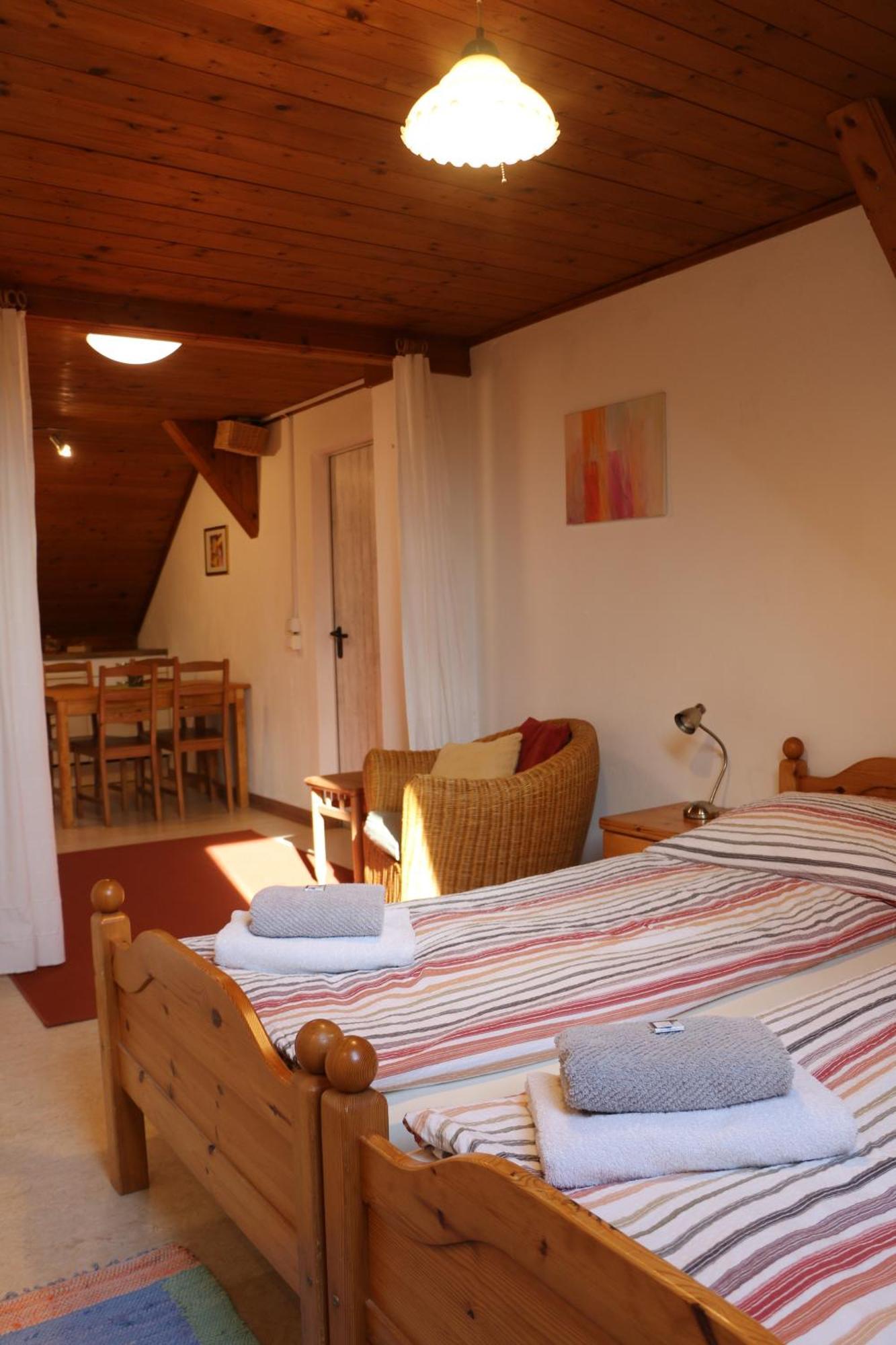 Bio Archehof Zachhiesen - Stay & Relax Seekirchen am Wallersee Room photo